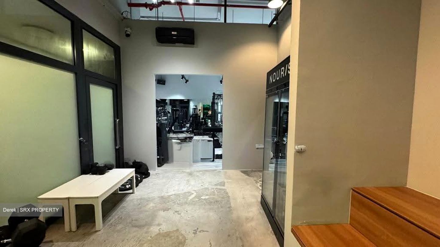 Tahir Building (D1), Retail #611363021